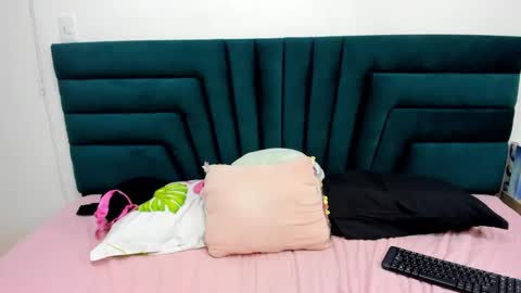 lisa white  online show from 03-04-25, 04:27