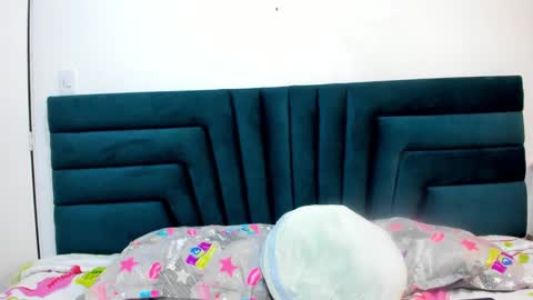 lisa white  online show from 03-11-25, 03:48