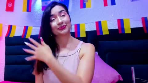 Snapshot of lisa_white_ chatting on 06-20-26, 09:17 lisa white online show from 06-20-26, 09:17