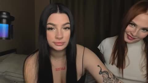 Snapshot of lisaanddenis chatting on 10-05-25, 11:52 Lisa and Den online show from 10-05-25, 11:52