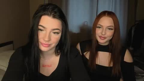 Snapshot of lisaanddenis chatting on 10-12-25, 09:08 Lisa and Den online show from 10-12-25, 09:08