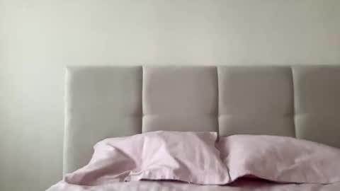 Snapshot of lisaflower1 chatting on 04-01-26, 02:03 Lisa online show from 04-01-26, 02:03