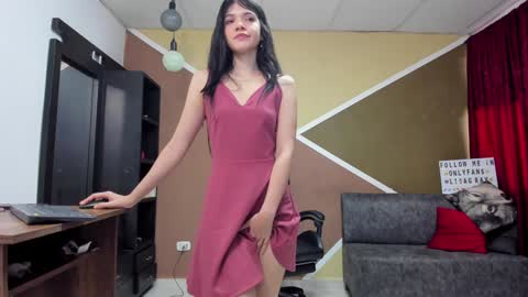 Snapshot of lisagray_1 chatting on 12-07-24, 08:49 Lisa Gray Independent Model online show from 12-07-24, 08:49