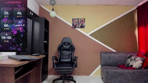 Snapshot of lisagray_1 chatting on 02-10-25, 08:21 Lisa Gray Independent Model online show from 02-10-25, 08:21