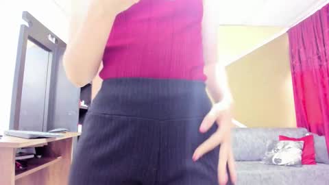 Snapshot of lisagray_1 chatting on 11-28-25, 08:11 Lisa Gray Independent Model online show from 11-28-25, 08:11