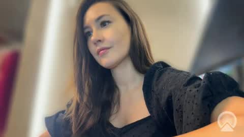 lisandriaaa online show from 06-16-26, 01:47