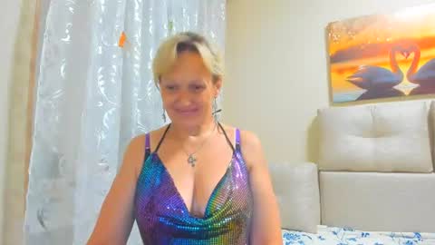 Snapshot of lisasimsx chatting on 07-20-26, 01:09 Lisasimsxs online show from 07-20-26, 01:09