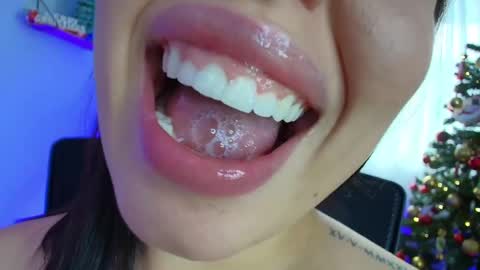 Snapshot of lisbet_21x chatting on 12-06-24, 07:23 Lisbet online show from 12-06-24, 07:23