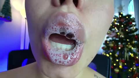 Snapshot of lisbet_21x chatting on 12-10-24, 10:16 Lisbet online show from 12-10-24, 10:16