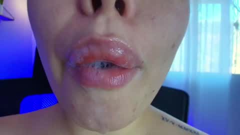 Snapshot of lisbet_21x chatting on 01-31-25, 09:59 Lisbet online show from 01-31-25, 09:59