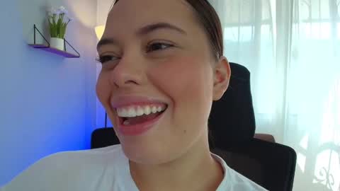 Snapshot of lisbet_21x chatting on 02-26-25, 02:25 Lisbet online show from 02-26-25, 02:25