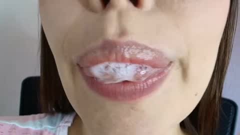 Snapshot of lisbet_21x chatting on 09-20-25, 04:08 Lisbet online show from 09-20-25, 04:08