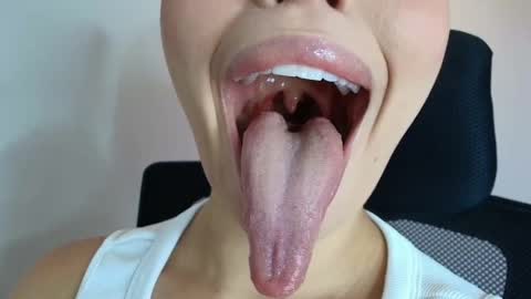 Snapshot of lisbet_21x chatting on 10-07-25, 06:38 Lisbet online show from 10-07-25, 06:38