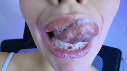 Lisbet online show from 02-06-26, 06:07