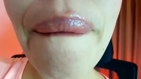 Snapshot of lisbet_21x chatting on 07-11-26, 03:48 Lisbet online show from 07-11-26, 03:48