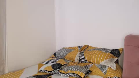 Snapshot of lisbethmoore_ chatting on 10-09-25, 05:33 Lisbeth Moore online show from 10-09-25, 05:33