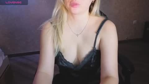 Anna online show from 12-22-25, 11:57