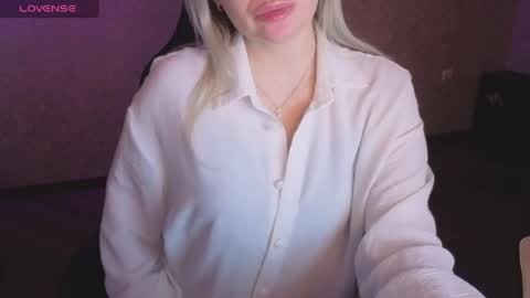 Anna online show from 04-06-26, 11:11