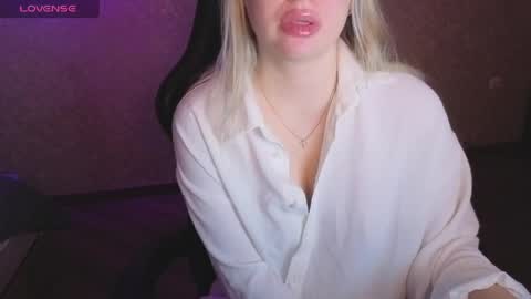 Anna online show from 04-08-26, 03:50