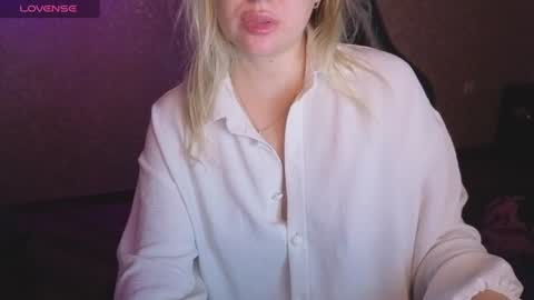 Snapshot of lisenok26 chatting on 06-14-26, 12:08 Anna online show from 06-14-26, 12:08