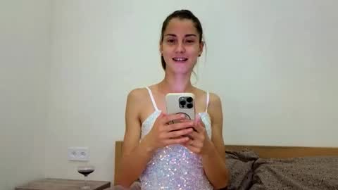 Kris Maks online show from 10-11-25, 05:22