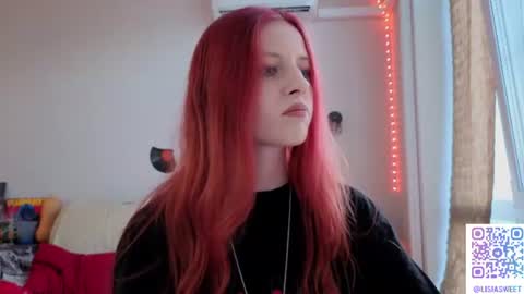 Snapshot of lisiasweet chatting on 07-02-26, 02:45 Lika online show from 07-02-26, 02:45