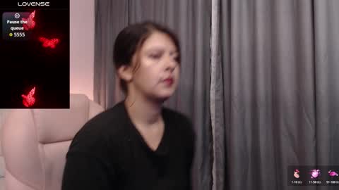 Snapshot of liss_black chatting on 11-26-25, 03:29 Andrea online show from 11-26-25, 03:29