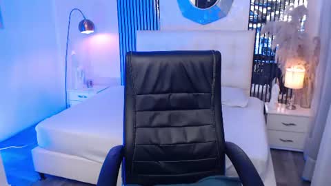 Andrea online show from 07-09-26, 03:43