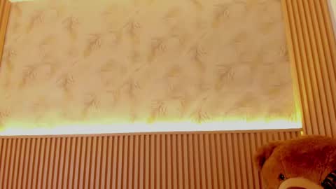 Liss online show from 04-15-26, 12:23