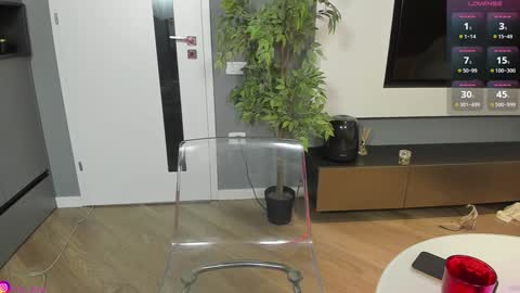 Snapshot of lissababe11 chatting on 12-06-24, 11:47 Alexa online show from 12-06-24, 11:47