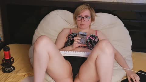 Lissa Ross online show from 05-27-26, 11:40