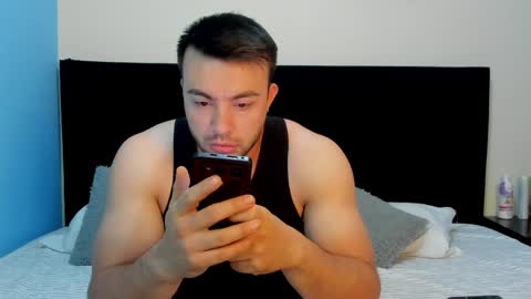 Natalia and alejandro online show from 04-15-26, 09:16