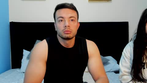 Natalia and alejandro online show from 04-22-26, 09:44