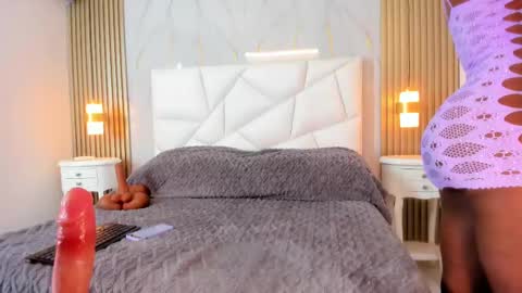 Snapshot of lissetlong69 chatting on 02-24-25, 07:11 Lisseth Long online show from 02-24-25, 07:11