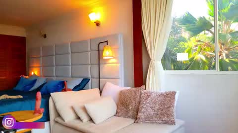 Snapshot of lissetlong69 chatting on 11-07-25, 09:04 Lisseth Long online show from 11-07-25, 09:04