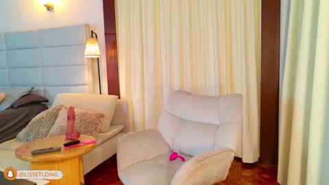 Snapshot of lissetlong69 chatting on 11-22-25, 11:48 Lisseth Long online show from 11-22-25, 11:48