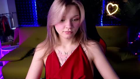 Snapshot of litabrom chatting on 12-05-24, 04:09 Lena online show from 12-05-24, 04:09