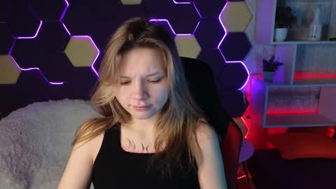 Snapshot of litabrom chatting on 01-21-25, 01:08 Lena online show from 01-21-25, 01:08