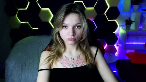 Snapshot of litabrom chatting on 02-02-25, 11:08 Lena online show from 02-02-25, 11:08