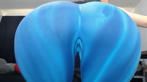 Snapshot of litas_secrets chatting on 01-22-25, 07:45 LITA a sexy milf online show from 01-22-25, 07:45