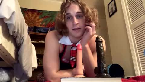 Snapshot of literalpeaches chatting on 10-13-25, 05:51 Peaches online show from 10-13-25, 05:51