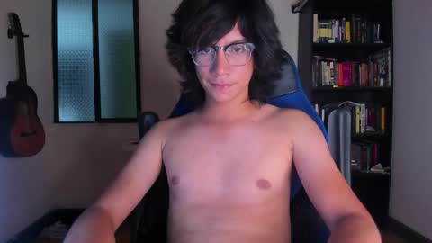 Literateboy online show from 04-06-26, 01:36