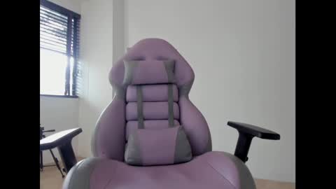 Danni online show from 01-13-25, 09:52