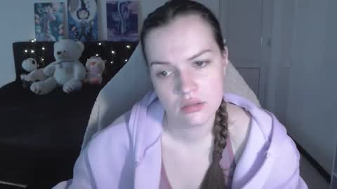 little__flowers online show from 02-25-26, 08:57