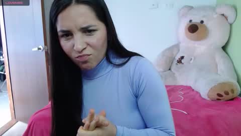 Snapshot of little__samantha_ chatting on 10-28-25, 04:53 Samantha. online show from 10-28-25, 04:53