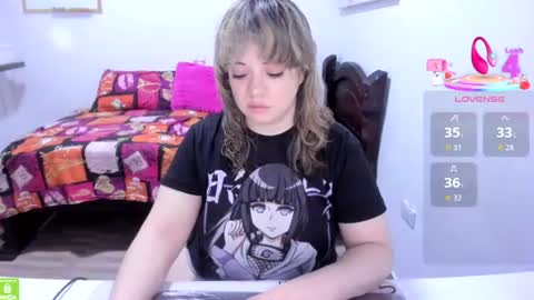 Snapshot of little_angely chatting on 06-28-26, 04:51 Angely online show from 06-28-26, 04:51