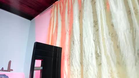 Aliciaparaisss online show from 04-08-26, 03:06