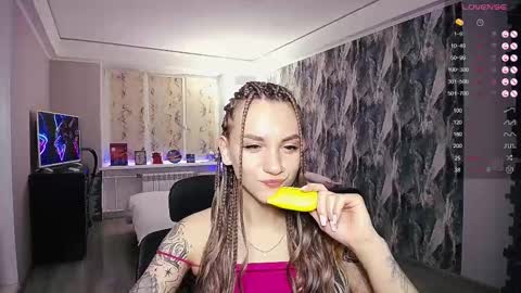 Birdy online show from 03-08-25, 05:54