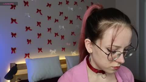 Snapshot of little_bliss chatting on 03-09-25, 05:00 little_bliss online show from 03-09-25, 05:00