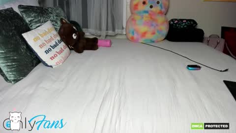 Veronica and Alex online show from 01-13-26, 04:51